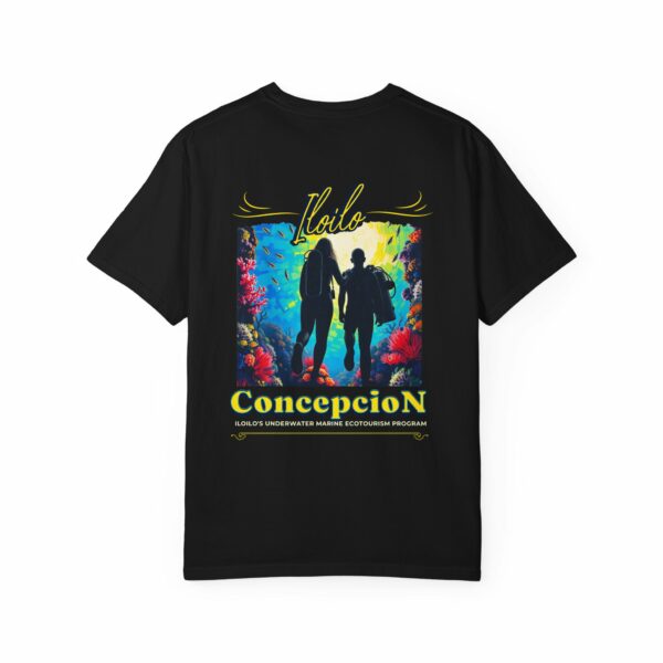 Vibrant Travel T-Shirt for Adventure Seekers - Image 5